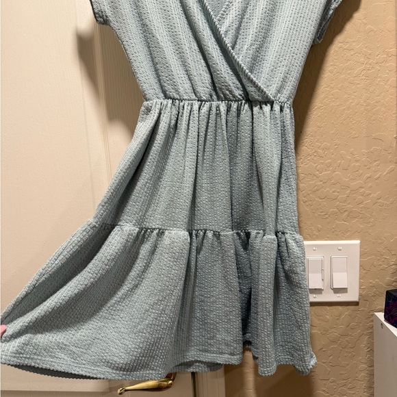 Caution To The Wind Light Dress Bundle - Picture 4 of 13